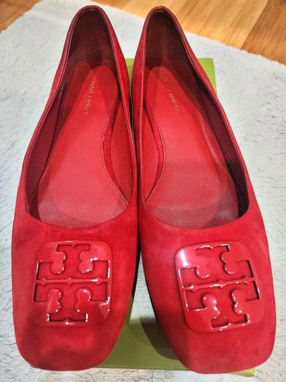 Tory Burch Georgia Silk Suede Red Logo Ballet Flats Sz 8